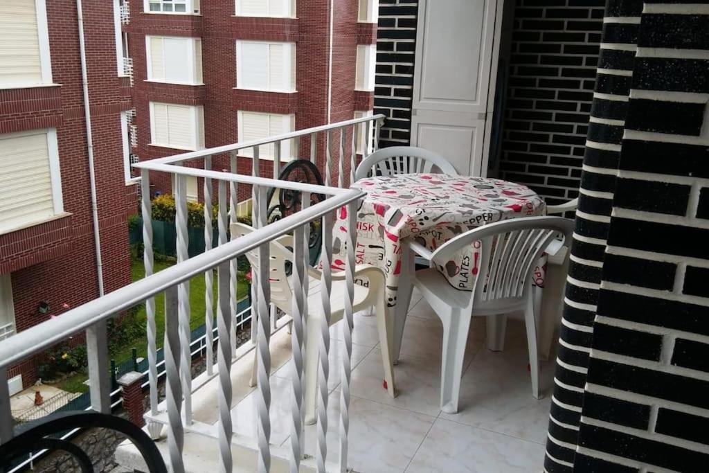 Piso En La Playa Apartment Noja Exterior photo
